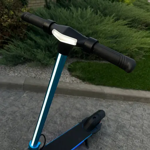 Детский электросамокат GIANT ES2 LED Max голубой с LED-подсветкой (модель 2025 года) - фото 8