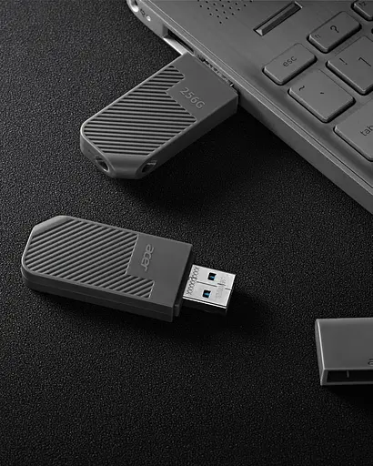 Флеш-накопичувач Acer USB Flash 256GB USB 3.2 UP300 Black (BL.9BWWA.528) - фото 2