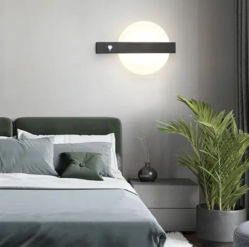 Дизайнерське бра з вимикачем в чорному корпусі Line F B 320 BK - фото 4