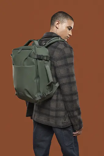 Tucano Рюкзак дорожный Tugo M Dry Cabin Luggage 15.6, зеленый - фото 4