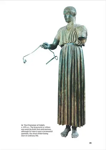 Costume and Fashion. A Concise History (World of Art) - фото 4