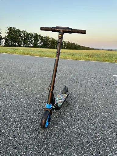 Детский электросамокат GIANT Kids E10 PRO 4.4Ah черный + Bluetooth колонка - фото 9