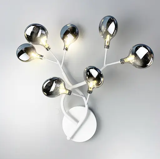 Флористичний настінний світильник у корпусі білого кольору Line F Колір плафона овий - фото 4