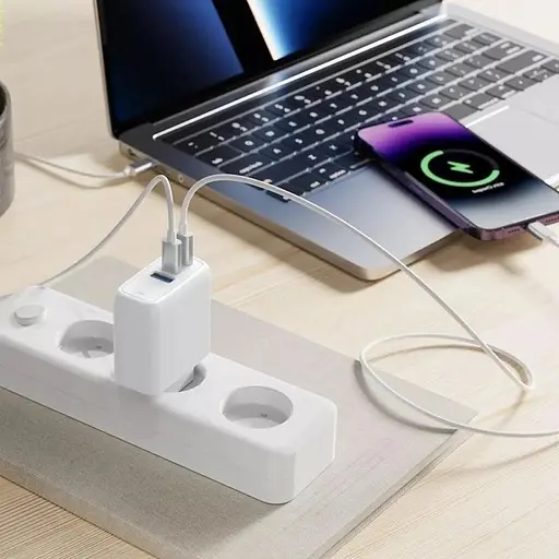 Зарядное устройство для Proove Shot GaN 67 W (2Type-C + USB) белое - фото 5