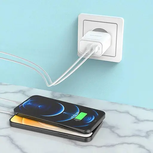 Зарядний пристрій Borofone BA55A Crown 2 виходи Type-C і USB 20 Вт біле - фото 4