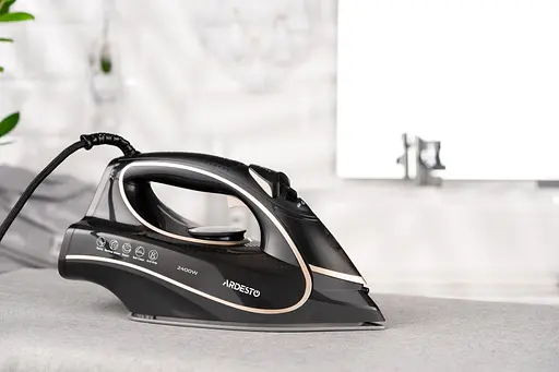 ARDESTO Праска IR-B2235, 2400Вт, 450мл, паровий удар, керам. підошва, чорно-золотий - фото 7