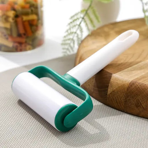 Колесо кулінарне кондитерське валик ролик пластиковий для розкочування тіста 16 см, Kitchen Master 85395 - фото 1