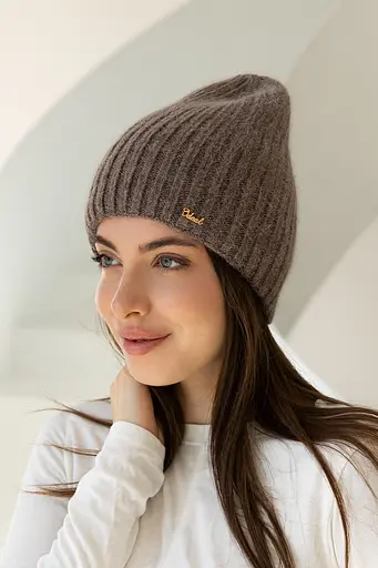 Женская зимняя шапка Ангора Молодежь из ангоры 80% с двойной вязкой Коричневый - фото 2
