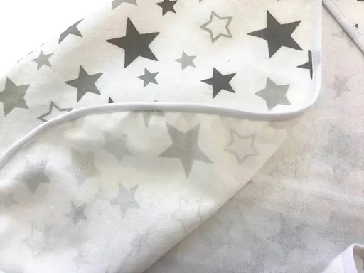 Байковое полотенце Moontime "Звездопад серый на белом" - фото 2