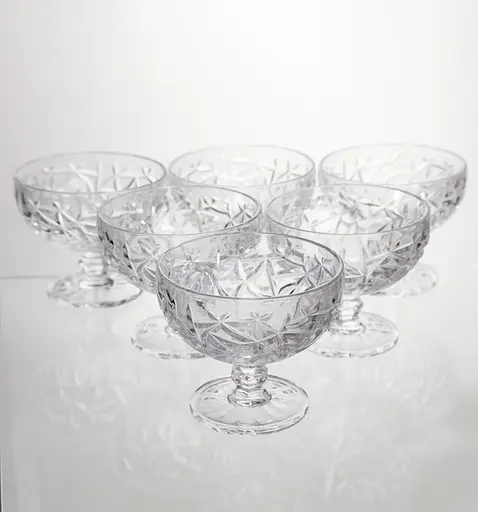 Набор креманок на ножке 6 штук 340 мл стеклянные креманки для мороженого желе и десертов Yiwu HP-19-169 - фото 1