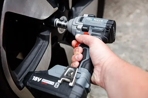 Гайковерт ударный Graphite Energy+ 18В бесщеточный 2600 об/мин 330 Нм 1/2" 0.9 кг без АКБ и ЗП - фото 5