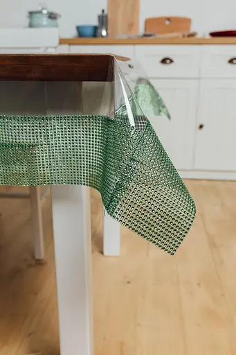 Скатертина силіконова із зеленою стразовою стрічкою 390х100 см - фото 5
