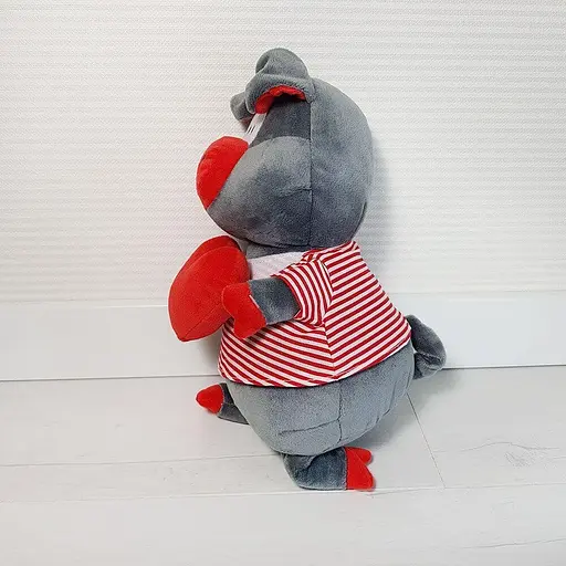 Порося Хосе з серцем м`яка іграшка червоний п'ятачок - фото 2