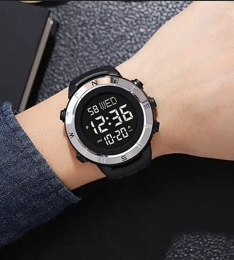 Чоловічий спортивний годинник Skmei 2015 (Чорний з чорним циферблатом S) - фото 6