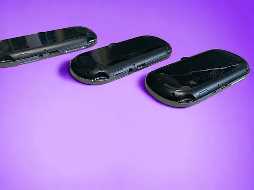 Портативная игровая приставка беспроводная карманная Playstation Vita Fat 64 GB + 25 игр + Гарантия - фото 3