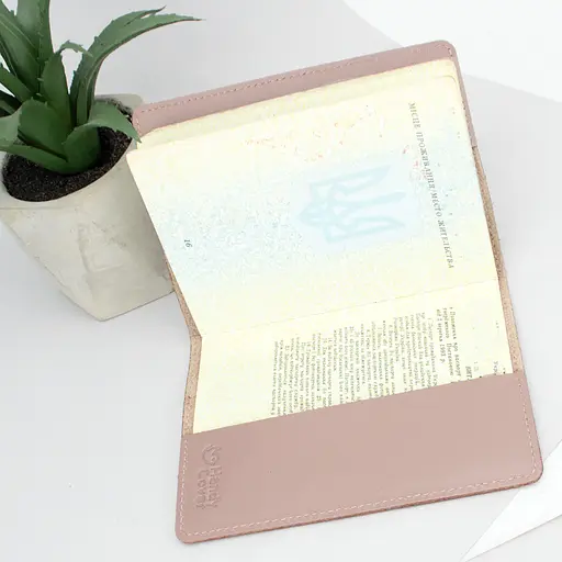 Обложка на паспорт женская кожаная HC-26 (нюдовая) - фото 2