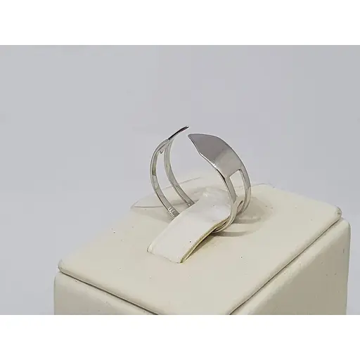 Серебряное кольцо Qvaliz. 90101293 17,5 - фото 2