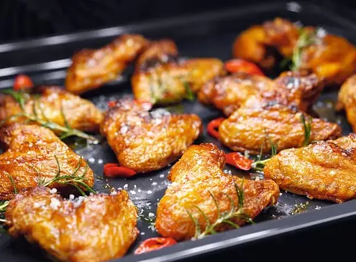 Духовой шкаф электрический Electrolux 65 л EOF3H40BW - фото 7