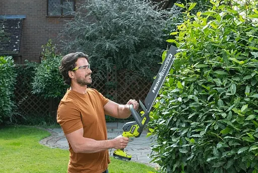 Кусторез RYOBI ONE+ RY18HT45A-0 18В аккумуляторный 45 см без АКБ и ЗУ 5133005380 - фото 4