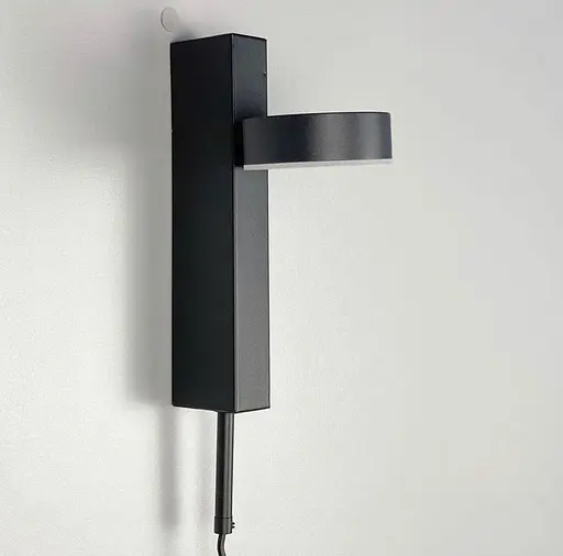 Настенный светильник с подвижным плафоном и димерным выключателем Line F Арт. WJ015 BK - фото 7