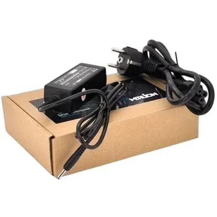 Блок живлення для ноутбуків Merlion HP 19V 1.58A 30 Вт штекер 3.5 х 1.5 мм довжина 0.9 м + кабель живлення (LHP30/19-3.5 х 1.5) - фото 1