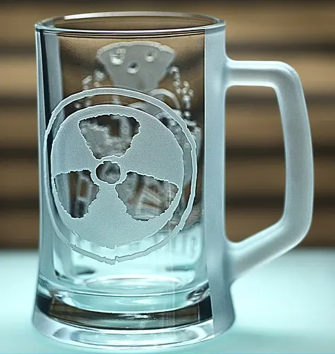 Пивний кухоль 660 мл STALKER 2 з гравіюванням подарунок бокал для фаната зони Сталкер - фото 6