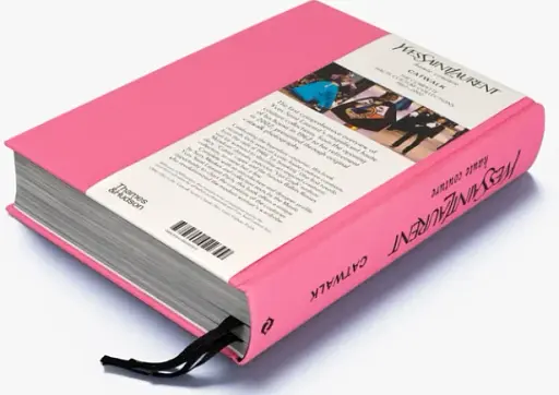 Yves Saint Laurent Catwalk. The Complete Haute Couture Collections 1962-2002 - фото 3