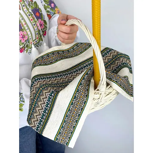 Комплект Великодній кошик Буковина (маленький) з лляним рушником 45х30 см Рандеву та свічкою