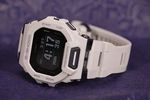 Часы Casio G-Shock GBD-200UU-9ER - фото 5
