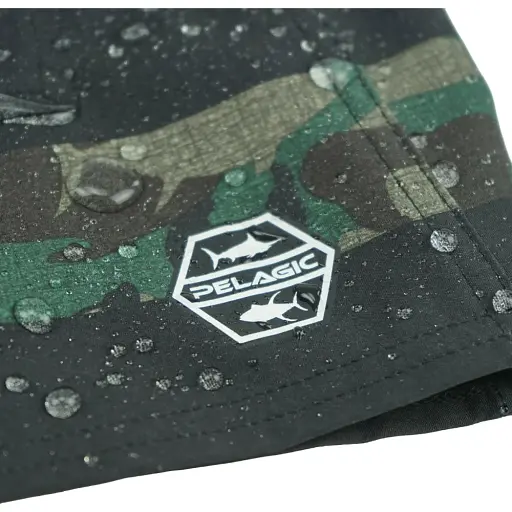 Шорты Pelagic Sharkskin Americamo Boardshorts 2.0 30 Green Fish Camo - фото 3