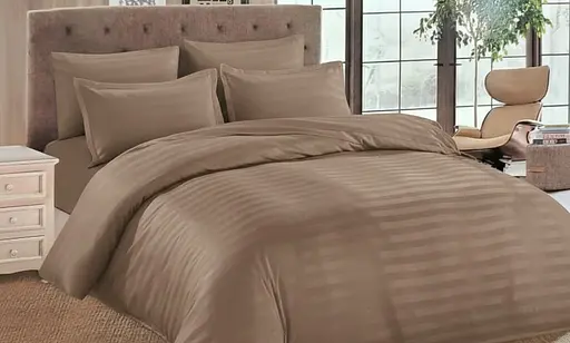 Постельное белье Коричневое для кровати размера Европейка комплект из пододеяльника простыни и двух наволочек - фото 1