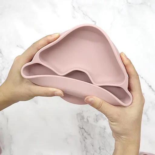 Набор детской силиконовой посуды Cheeks для прикорма на присосках из пищевого силикона бежевый с грызунком прорезывателем-погремушкой Жираф - фото 9