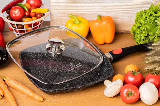 Сковорода гриль Edenberg EB-8129 24х24 см