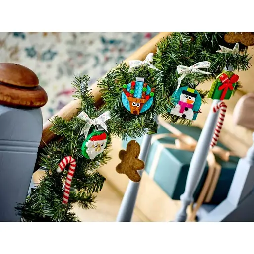 Конструктор LEGO Iconic Набір різдвяних прикрас 153 деталі (40744) - фото 3