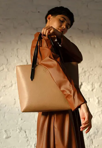 Шкіряний шоппер Walker Mini карамель флотар - фото 3