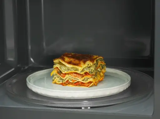 Мікрохвильова піч Electrolux 20л 800Вт гриль чорний - фото 6