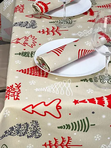 Водоотталкивающая Скатерть новогодняя с принтом Елки 220х140 см (+ 4 салфетки 30х40) Бежевый - фото 9