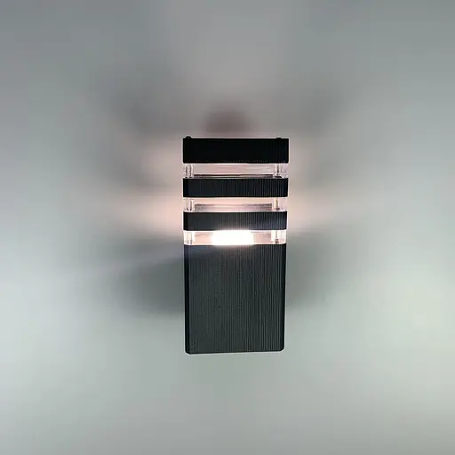 Вуличний світильник в чорному корпусі | Line F | Арт. 8024-1W BK - фото 1