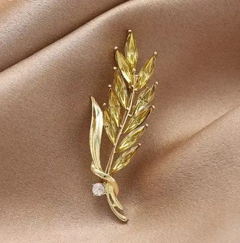 Брошка Колосок пшениці з камінням для особливого образу декоративна жіноча прикраса на одяг Золотистий - фото 2
