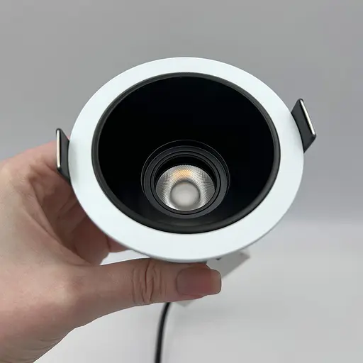 Точечный светильник Skarlat RFL76051 7W WH+BK 4000K - фото 2