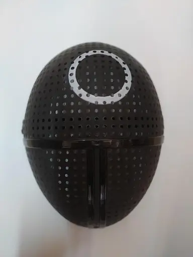 Маска наглядача гра у кальмара G-Toys Squid Game чорна - фото 3