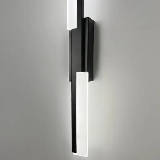 Праве бра у видовженому чорному корпусі 60 см Арт. WJ 09/600 R BK Line F - фото 6