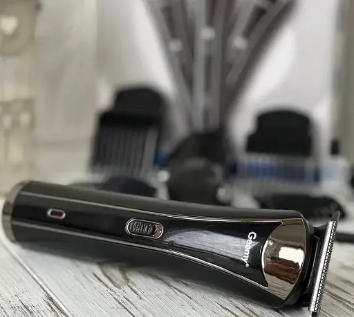 Універсальний аккумуляторний триммер бритва 3 в 1 Geemy GM-6226 машинка для стрижки - фото 4