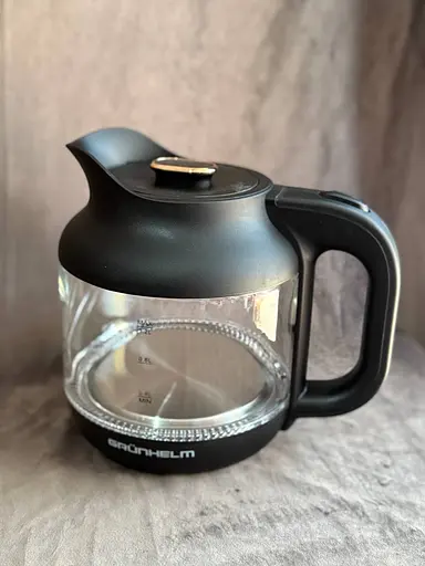 Дисковий скляний електрочайник Grunhelm EKG-25011B 1,2л 630Вт Чорний - фото 4