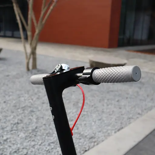 Электросамокат KUGOO M365 PRO Max 500W 11 Ah белый с алюминиевой рамой и надувными колесами - фото 6