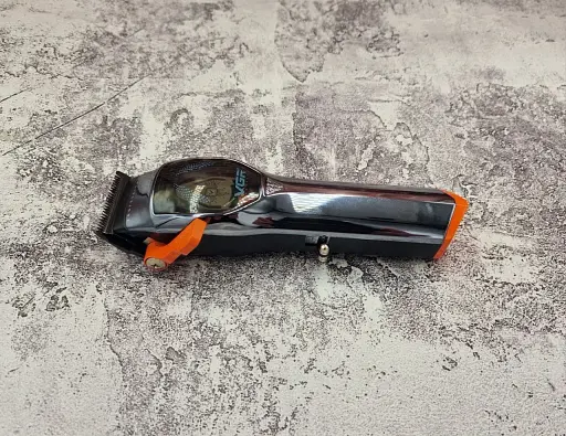 Професійна машинка для стрижки VGR V-647 (9000 об/хв, LCD-дисплей, Акумуляторна) - фото 3