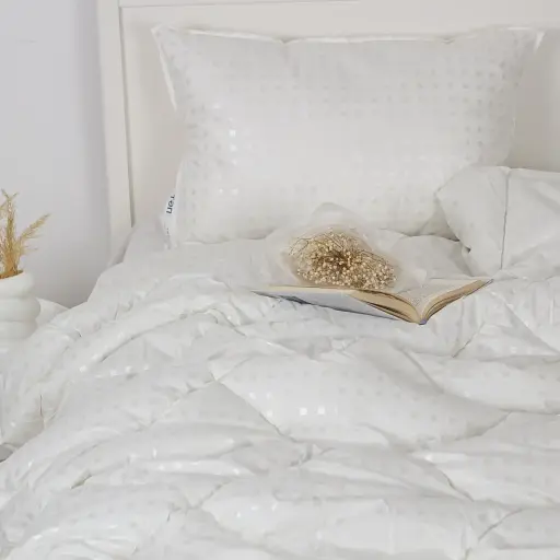 Подушка ТЕП Friendly Лебединый пух металлизированная печать 70 x 70 см (3-00503_00000) - фото 2