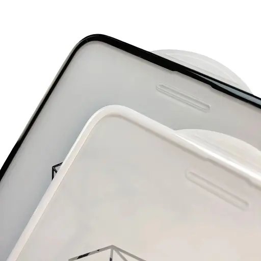 Защитное стекло SUPER D iPhone XR/11 черное с защитной противоударной кромкой - фото 1