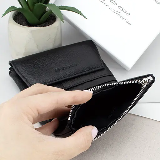 Гаманець жіночий шкіряний De Esse LC89262-F9901 на магніті чорний - фото 5