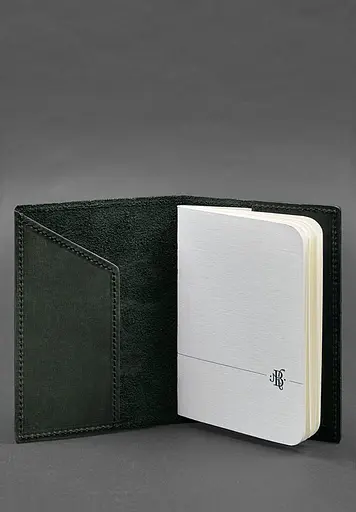 Кожаная обложка для паспорта с картой Украины зеленый Crazy Horse - фото 4